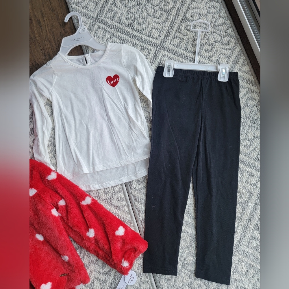 LAST 1! 🔥NEW! ❤️ Tahari GIRLS VALENTINE HEART PRINT FAUX FUR COAT & OUTFIT SET! - Picture 4 of 16